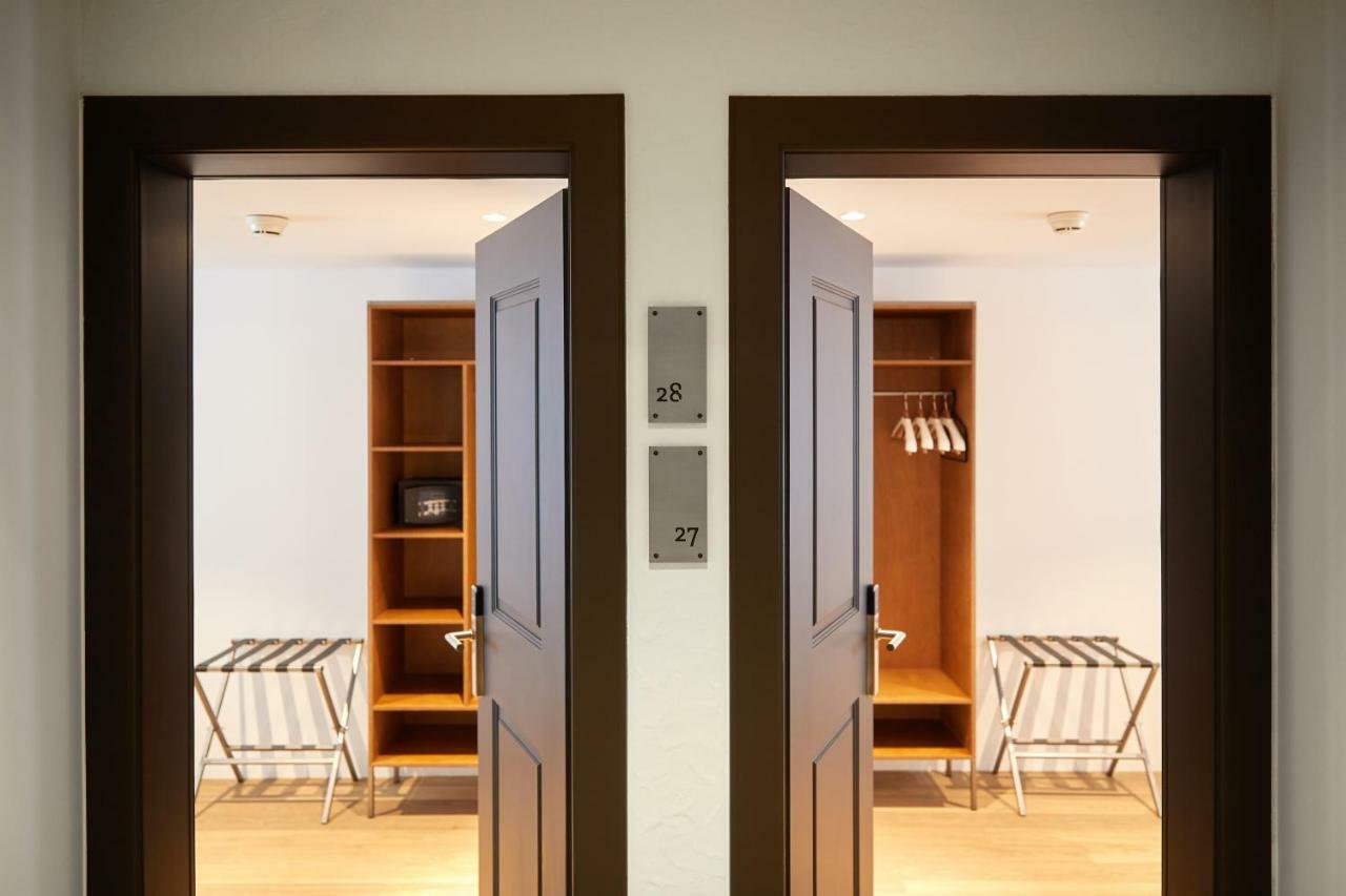 Italian Lifestyle Hotel & Osteria Chartreuse トゥーン エクステリア 写真